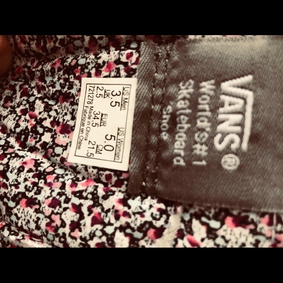 Vans Sneakers - Picture 2 of 6